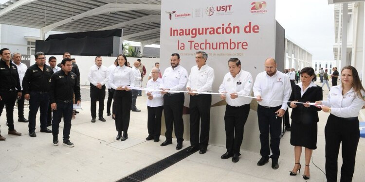 El gobernador de Tamaulipas inauguró también la cubierta de la explanada central de este plantel, obra que requirió de una inversión de 9.4 mdp.