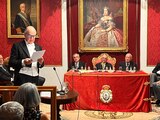 Enrique Krauze, leyendo su texto El realismo trágico de Max Weber, ayer.