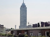 Vista de la Torre Latinoamericana a la distancia, en una fotografía ilustrativa.