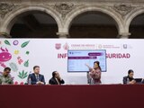 Clara Brugada presenta, ayer, junto con integrantes de su gabinete el informe de seguridad en la Ciudad de México.