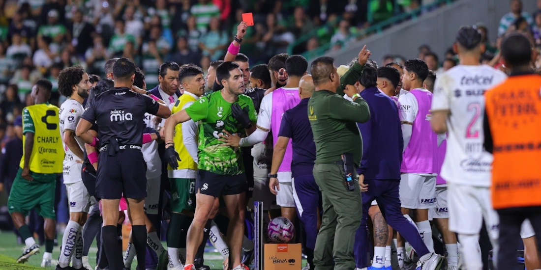 Pumas sufre la suspensión de un elemento importante del club.