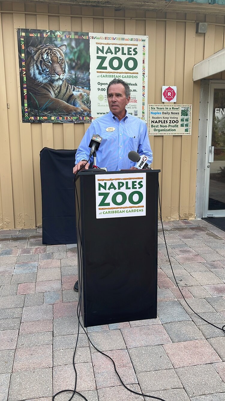 Jack Mulvena informa situación de River Rosenquist tras muerte del tigre Eko.