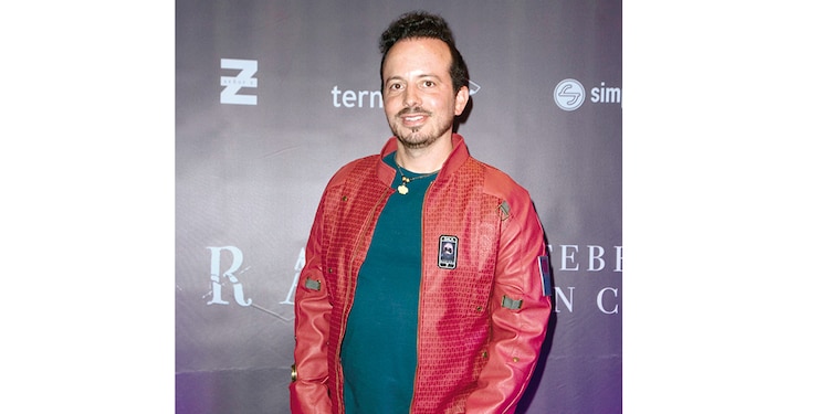 Isaac Ezban en el estreno de la película Huesera, en imagen de archivo.