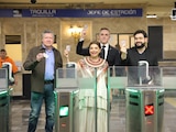 La Jefa de Gobierno, Clara Brugada Molina, encabezó el recorrido de supervisión por los andenes remodelados del primer cuadro de la ciudad.