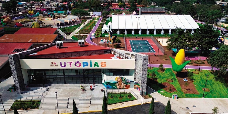 Entrada al espacio público gratuito.