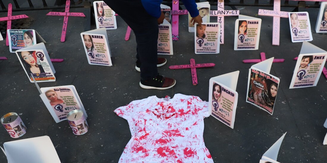 Protesta de padres y madres de víctimas de feminicidio, el pasado 5 de marzo.