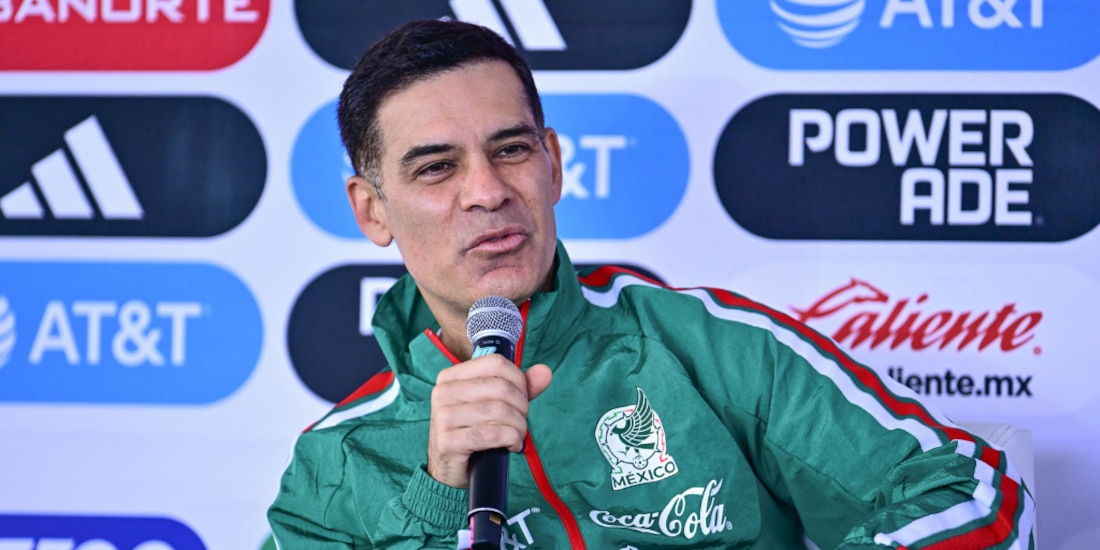 Rafa Márquez presenta su primera convocatoria.