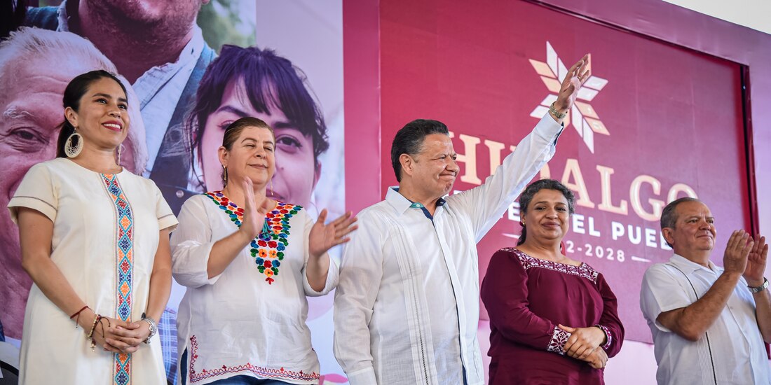 El gobernador de Hidalgo, Julio Menchaca Salazar visitó los municipios serranos de Pacula y Jacala de Ledezma,