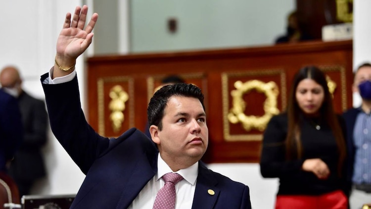 El diputado del PAN, Raúl Torres Guerrero