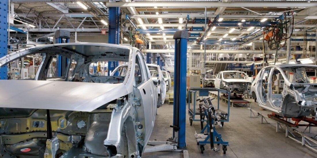 México deja de producir más de medio millón de autos por escasez de chips