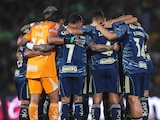 Futbolistas del América antes de un partido en el Apertura 2025 de la Liga MX.