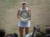 Linda Nosková se coronó en Wimbledon 2026 tras vencer en la final femenil a Karolina Muchová.