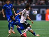 César 'Chino' Huerta, en una acción del amistoso entre la Selección Mexicana y Uzbekistán.