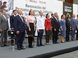La presidenta Claudia Sheinbaum encabezó la renovación del PACIC junto con representantes del sector empresarial en Palacio Nacional.