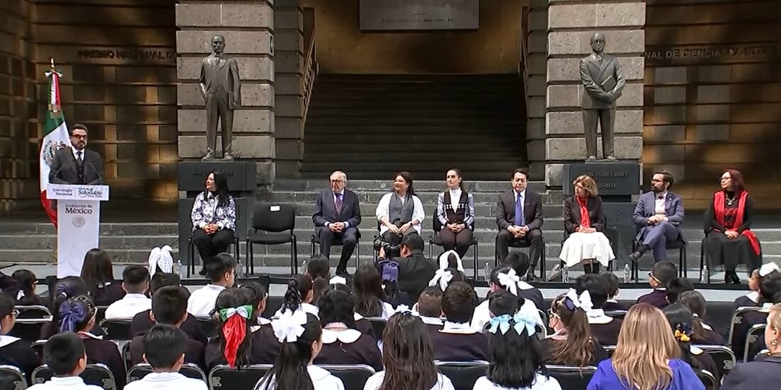 Zoé Robledo, director del IMSS, en el evento del Gobierno federal