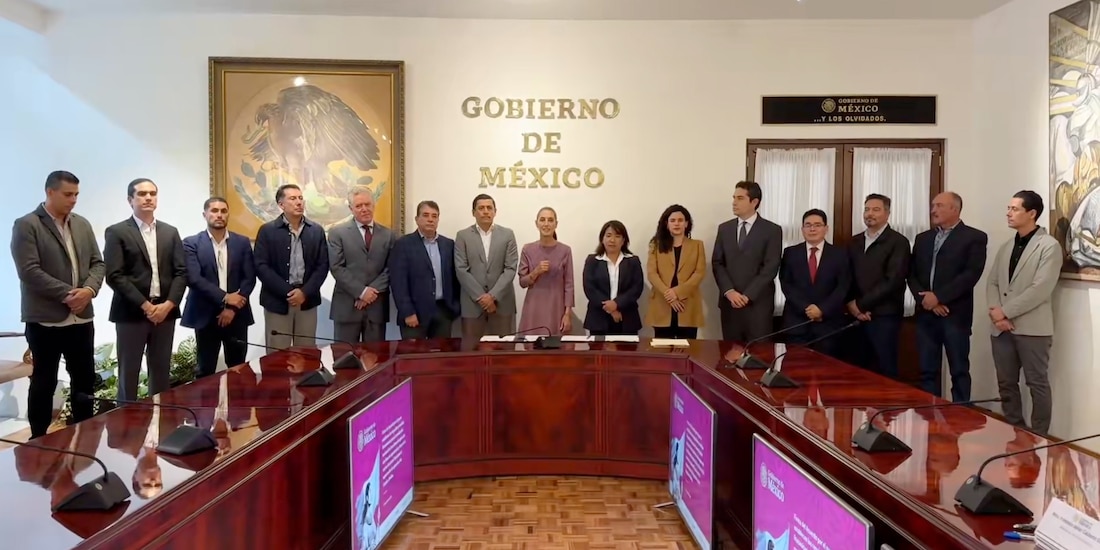 Sheinbaum y APEAM firman acuerdos para impulsar exportación de aguacate mexicano