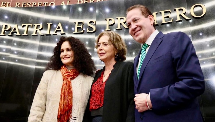 La Secretaría de Ciencia presentó avances de proyectos estratégicos como el auto eléctrico Olinia y la súpercomputadora Coatlicue.