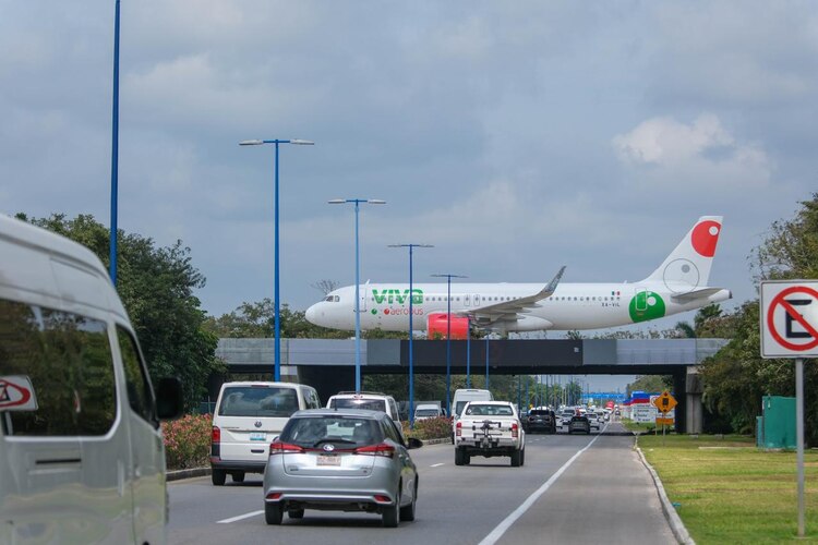 Anuncia Mara Lezama 640 vuelos programados en 4 aeropuertos internacionales y más de 380 mil turistas. Foto: Especial