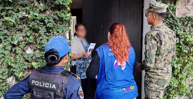 Personal de la alcaldía y de seguridad realiza recorridos de vigilancia en las inmediaciones del Bachilleres 4 a petición de padres de familia.