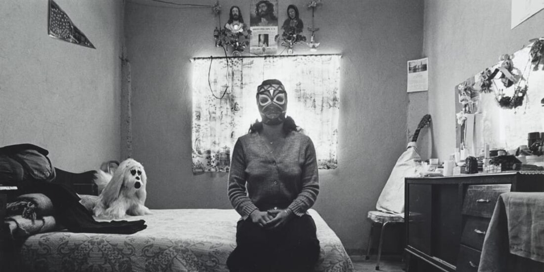 Lourdes Grobet fue pionera indiscutible de las propuestas visuales que se imponen en estos años iniciales del siglo XXI.