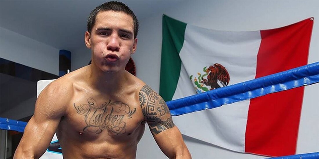 Óscar Valdez, campeón mexicano Súper Pluma del CMB.