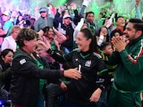 La Presidenta Claudia Sheinbaum y la gobernadora Delfina Gómez en Nezahualcóyotl.