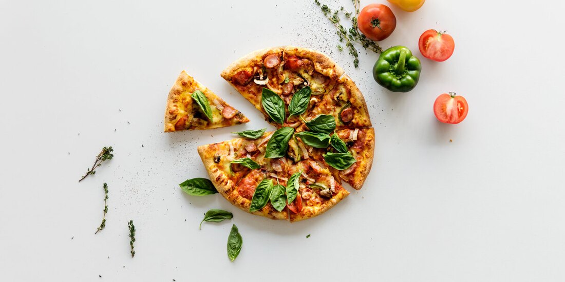 La pizza margarita es tradicional de Nápoles.