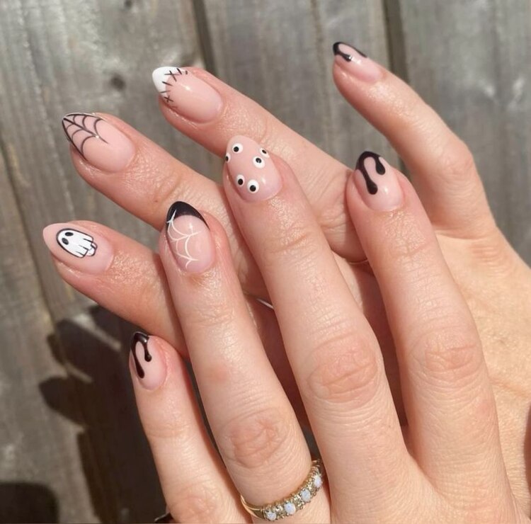Uñas para Halloween 2024.
