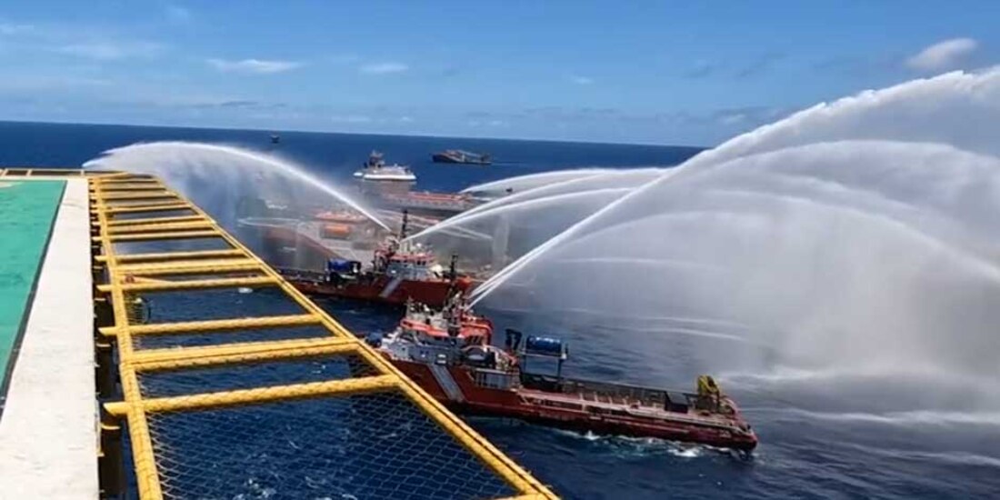 Incendio en plataforma de mexicana Pemex deja dos muertos y un desaparecido