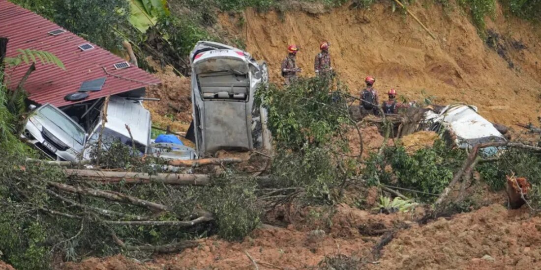 Deslizamiento de tierra en Malasia deja 24 personas muertas.