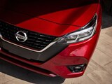 Este icónico hatchback se ha mantenido como el vehículo más vendido de su segmento y el tercero con más volumen de unidades comercializadas de Nissan en el país después de Nissan Versa y Nissan NP300.