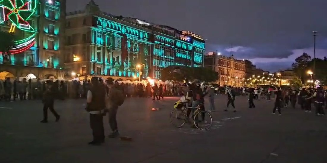 ‘Fue una gran provocación’, asegura César Cravioto tras violencia en marcha del 2 de octubre.
