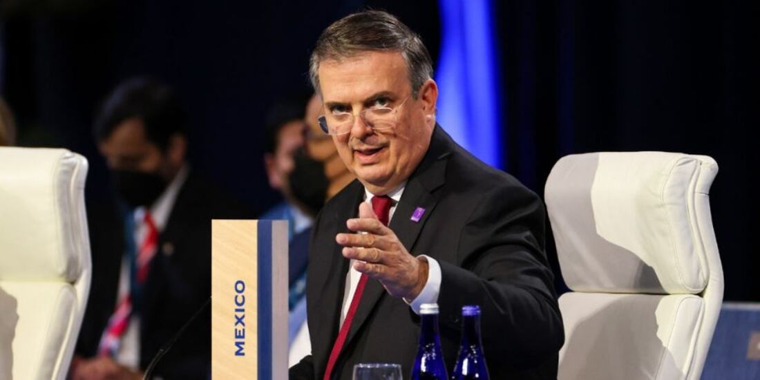 Marcelo Ebrard durante la Cumbre de las Américas.