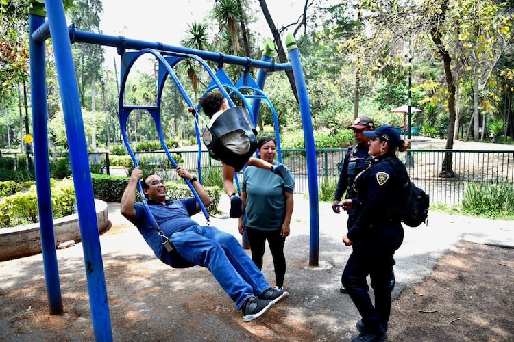 Elementos de Blindar BJ360° mantienen labores de vigilancia y protección civil en las 56 colonias.