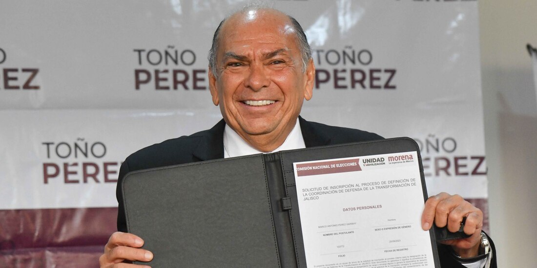 Antonio Pérez Garibay, diputado de Morena, en reunión con medios de comunicación en las instalaciones del Palacio Legislativo de San Lázaro, anunció su registro como aspirante a candidato a gobernador de Jalisco por Morena.