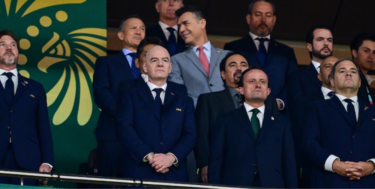 El palco de honor durante el juego inaugural del Mundial 2026.