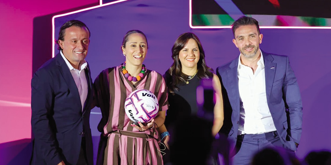 DIRECTIVOS del campeonato, ayer, en
la presentación en la CDMX.