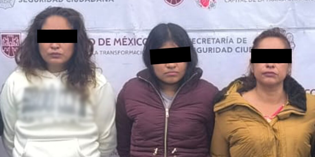 Arresto de presuntas delincuentes en CDMX.
