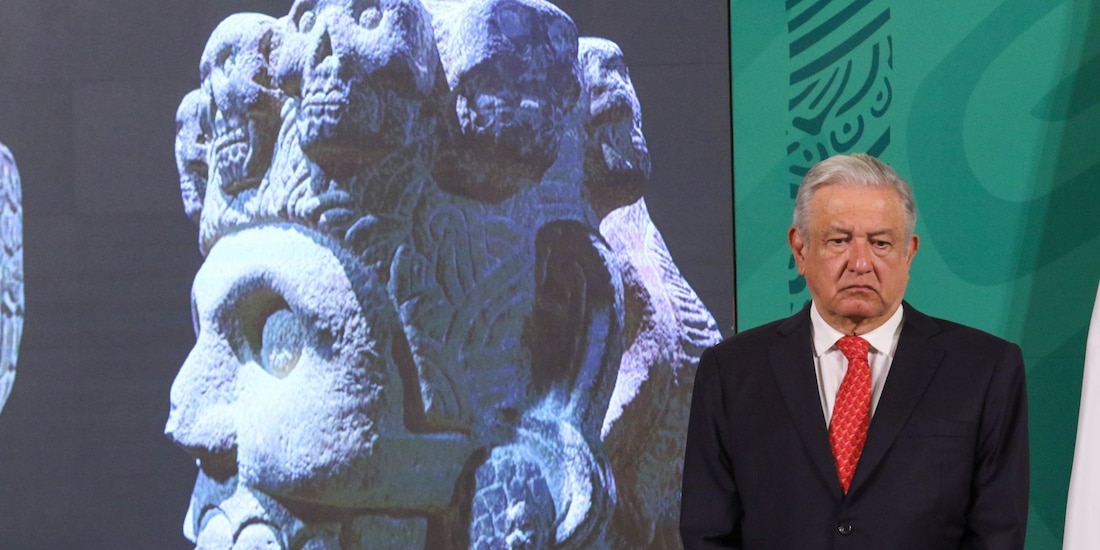 AMLO durante la mañanera en Palacio Nacional, este lunes.