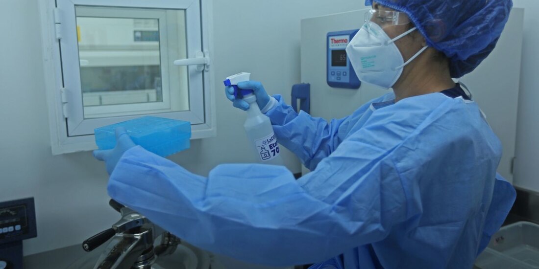 Investigación antiCovid en el Centro Universitario de la UdeG, el 3 de febrero.