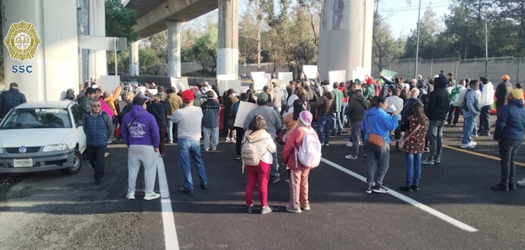 Bloqueo México-Cuernavaca en imagen de archivo
