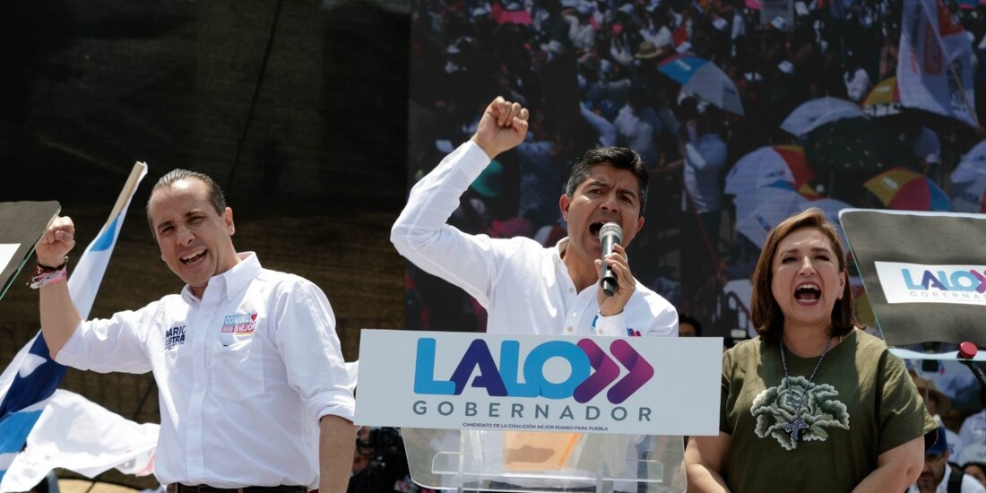 Mario Riestra, candidato a la presidencia municipal de Puebla; Eduardo Rivera, candidato a la gubernatura de Puebla, y Xóchitl Gálvez, candidata a la Presidencia de la República, todos por la coalición "Fuerza y Corazón por México".