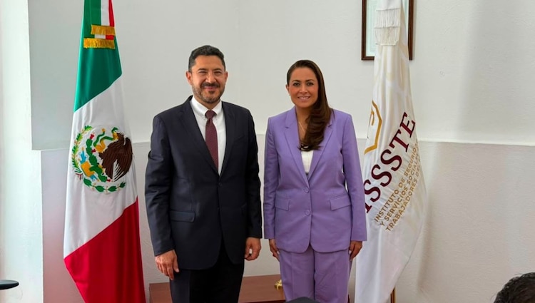 El director general del instituto, Martí Batres Guadarrama, revisó los proyectos prioritarios para el estado de Aguascalientes.
