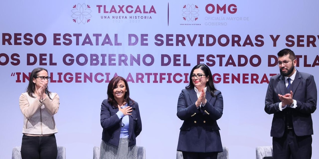 Evento en el Teatro Xicohténcatl.