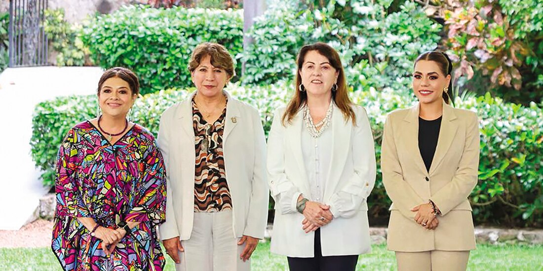 La jefa de Gobierno de la CDMX, Clara Brugada, y las gobernadoras del Edomex, Morelos y Guerrero, Delfina Gómez, Margarita González y Evelyn Salgado, ayer.