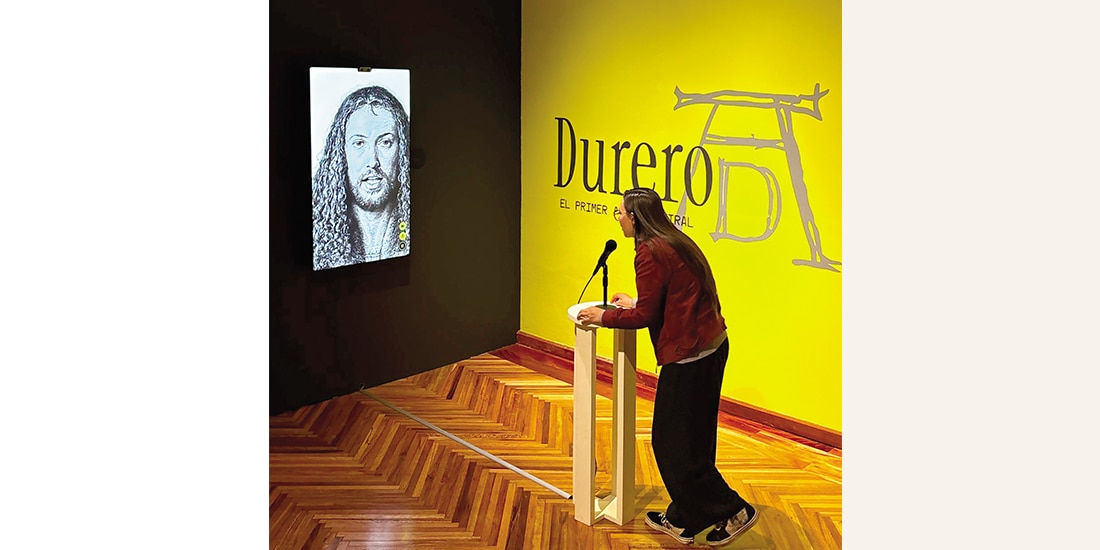 La muestra incluye una versión de Inteligencia Artificial con la que el público puede interactuar con el artista.