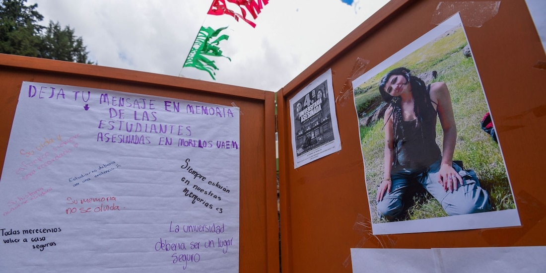 Estudiantes de la Facultad de Ciencias Políticas y Sociales de la UAEMÉX realizaron un homenaje para Claudia Tacoronte