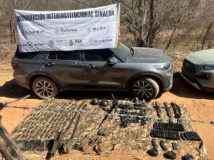 Tres de los vehículos tenían reporte de robo vigente.