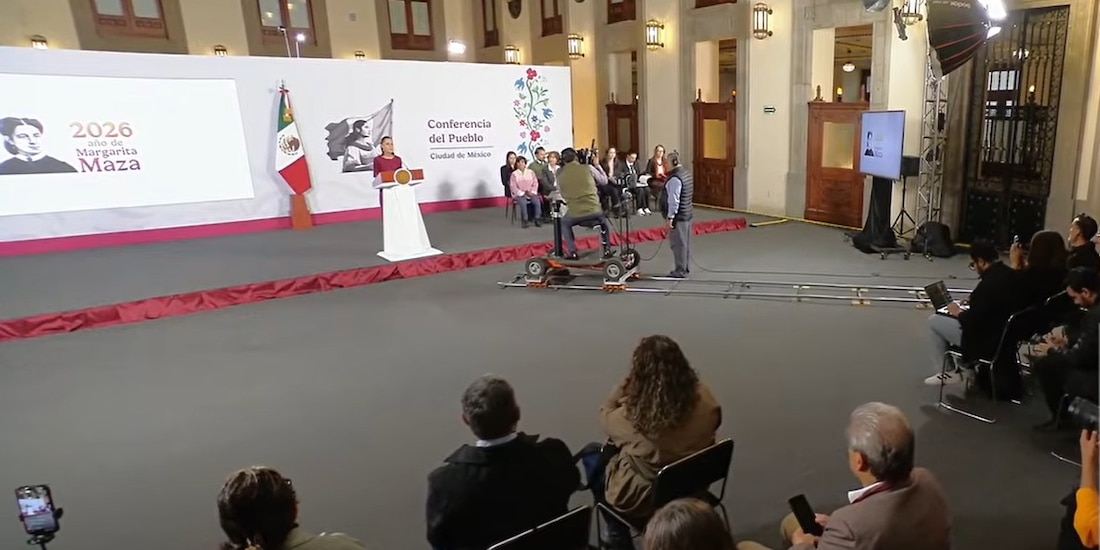 Conferencia en Palacio Nacional.