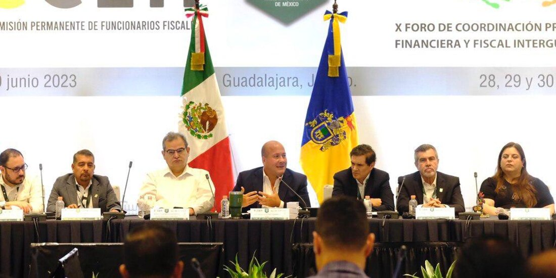 Reunión de autoridades de Gobierno.